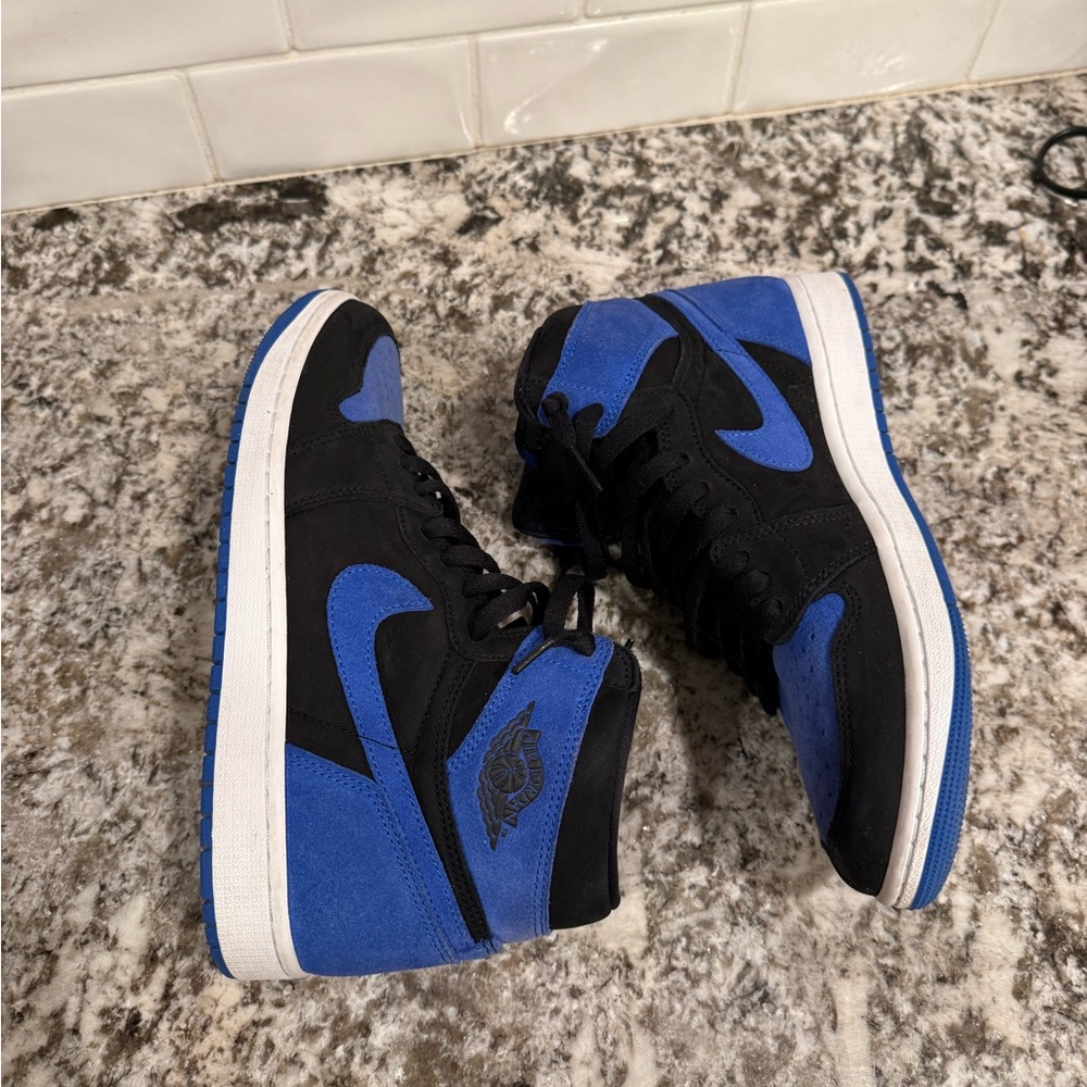 Men’s Jordan 1 Royal Reimagined (size 10) - Picture 9 of 10